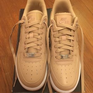 Beige Nike Air Force 1 ‘07 Size 7.5
